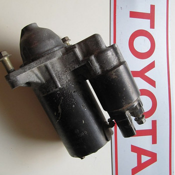 Стартер генератор Toyota corolla