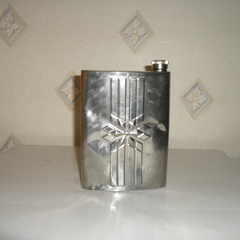 Фляжка
