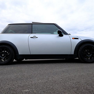 MINI Cooper литые диски Sparco и шип. шины Nokian (3 фото из 5)