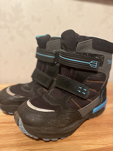Talvesaapad Superfit, suurus 34 (1 foto / 4)