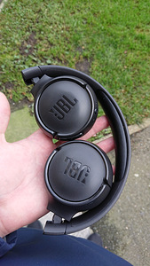 JBL kõrvaklapid (traadita) (1 foto / 1)