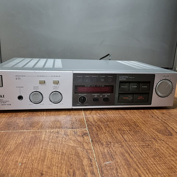 Akai AM-A3 Stereo Integrated Amplifier