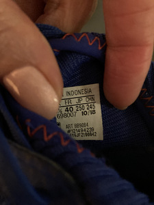 Футбольные бутсы Adidas, размер 40 (25см) (2 фото из 2)