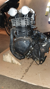 Двигатель Yamaha FZS 600 (4 фото из 4)