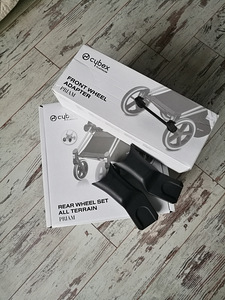 Детская коляска Cybex Priam и автокресло Cybex Cloud Q Plus (9 фото из 9)