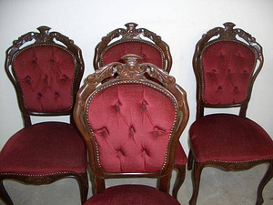 4 osaline komplekt punaseid toole (3 foto / 4)