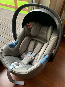 Cybex Aton M i-size turvahäll (1 foto / 3)