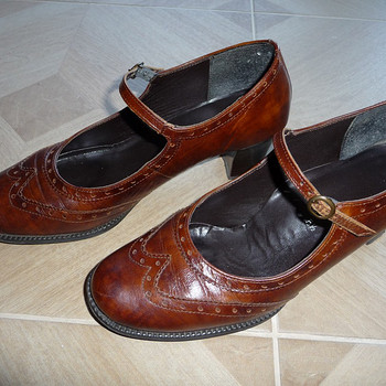 Женские туфли