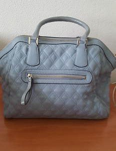 Сумка Guess (3 фото из 3)