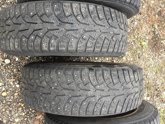 Naastrehvid Nokian 15/195/65 (4tk)
