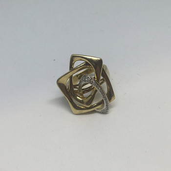 Kuld sõrmus brilliantidega 750 proov (№635)