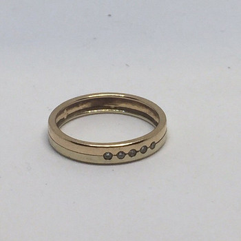 Kuld sõrmus brilliantidega 585 proov (№636)