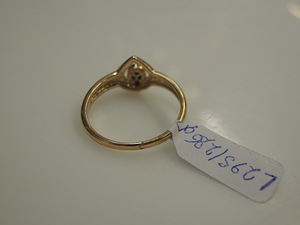 Золотое кольцо с бриллиантом 585 проба (№L295) (3 фото из 3)