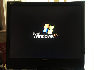 Монитор ViewSonic VG2021m (2 фото из 4)