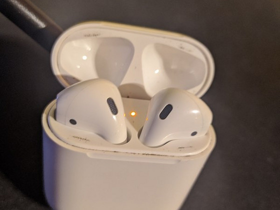 Apple Airpods Gen 1