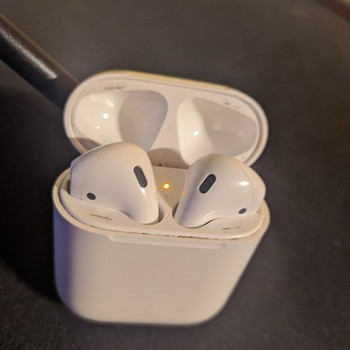 Apple Airpods Gen 1