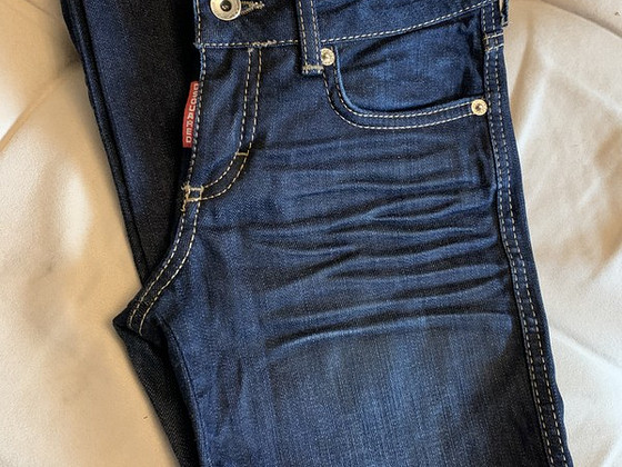 Dsquared2 naiste teksad