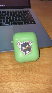 Vähe kasutatud apple airpods 2nd gen!! kaasa helendav case (2 foto / 2)