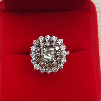 Кольцо с бриллиантами 2.55ct. Новое
