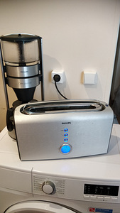 Philips kohvimasin koos rösteriga (2 foto / 10)