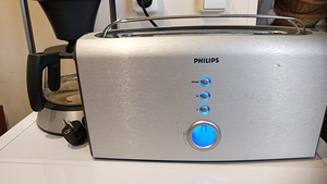 Philips kohvimasin koos rösteriga (3 foto / 10)