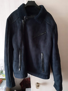 Куртка Guess (2 фото из 4)