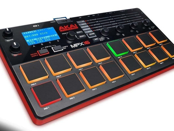 AKAI MPX16