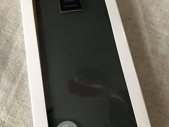Чехлы для iPhone 6 / 6s