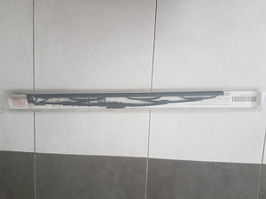 UUS pakendis Chrysler/Jeep esiklaasipuhasti WB000021AE (3 foto / 3)