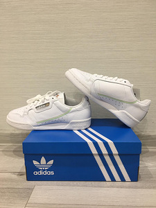 Кроссовки Adidas, размер 38 (2/3), новые (1 фото из 3)