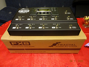 Fractal FX8 (2 foto / 3)