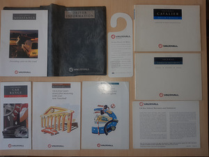 Vauxhall cavalier / opel vectra käsiraamat kaustaga (1 foto / 2)