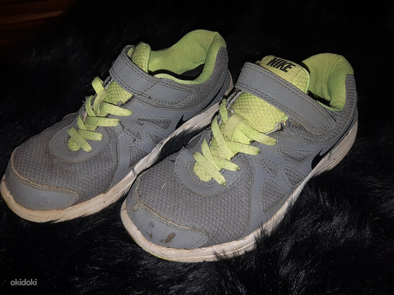 Nike tossud, suurus 33