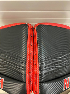 Наколенники для хоккея Vaughn SLR2 pro carbon 34 + 2 (3 фото из 3)