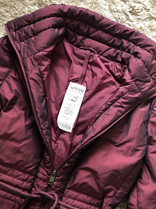 Куртка ARMANI COLLEZIONI из 100% гусиного пуха (2 фото из 3)