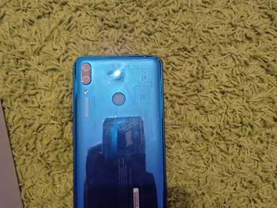 HUAWEI Y7 2019