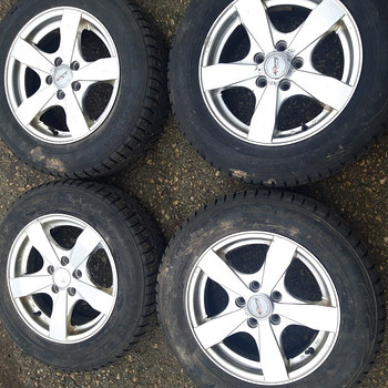 Veljed + naastrehvid 175/70 R14
