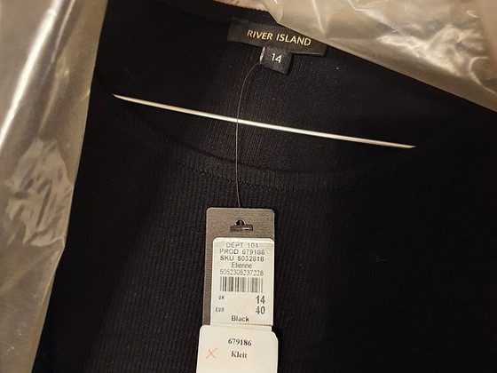 River Island платье новое