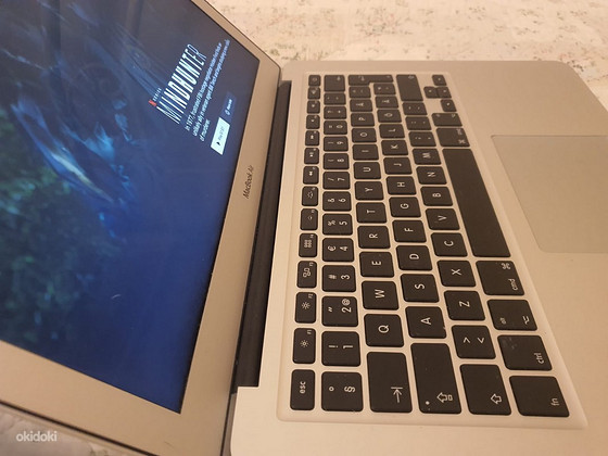 MacBook Air 13 ”2017 г.