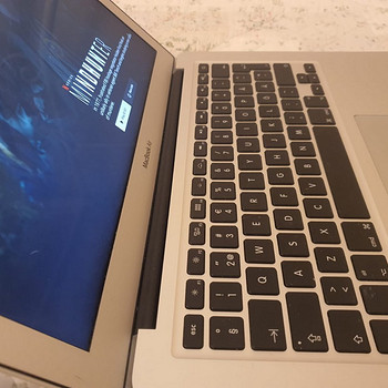 MacBook Air 13 ”2017 г.