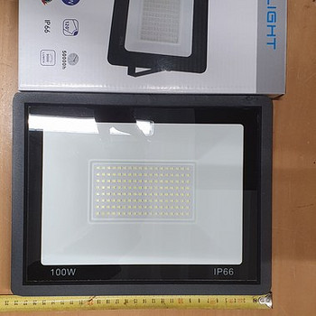 Led prožektor 100w, uus