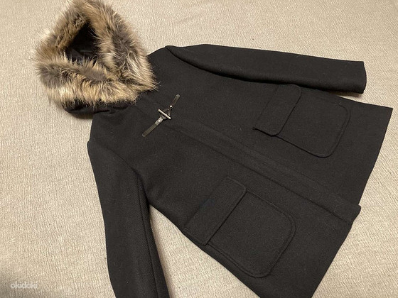 Новое пальто Zara, размер 140, только 40.-