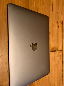 MacBook Retina 12” DC Core M7.3GHz/8GB/512GB/Intel HD 615 (2 foto / 4)