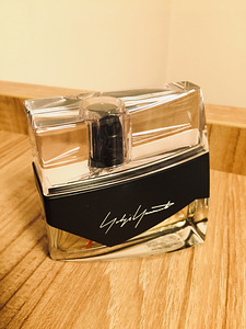 Yohji Yamomoto I'm Not Going to Disturb You (1 foto / 2)