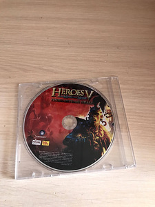 Различные CD-игры (6 фото из 10)