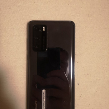 Телефон Huawei p40