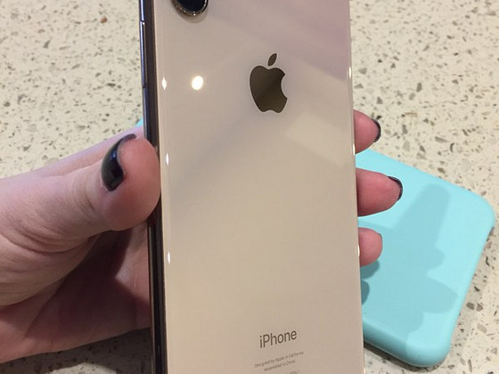 iPhone Xs Max 64 GB