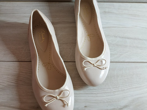 Фирменные женские балеточки от Clarks - 38 р - новые