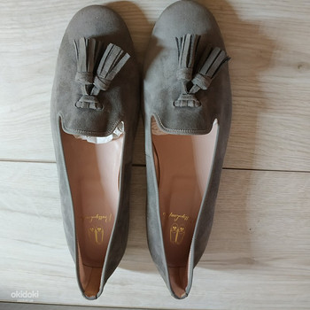 Кожаные фирменные новые стильные лоферы от Pretty Loafers 41