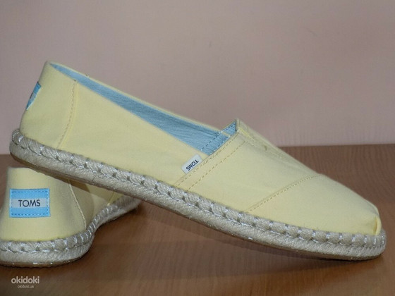 Toms - Оригинал - Фирменные мокасины женские 39 р - новые